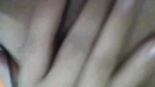MAGARETTE, une vieille femme au foyer sale, se fait baiser la chatte poilue par TONY nue vieille en levrette