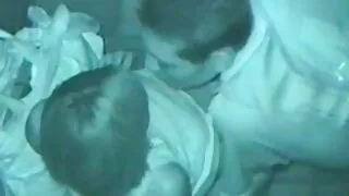 La jeune salope bouclée Ashlynn porno vieille anglaise Leigh aime sucer de grosses bites et d'énormes couilles