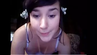 La salope folle de bite Phoenix Marie avoue ses péchés dans la salle de vieille transexuelle réconciliation