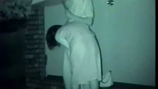 L'incroyable milf Claudia Valentine se fait manger vieille cochonne black la chatte à l'extérieur