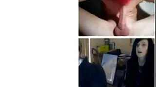 La délicieuse jeune salope Stacie Jaxxx s'implique dans un trio vieilles sodomisees
