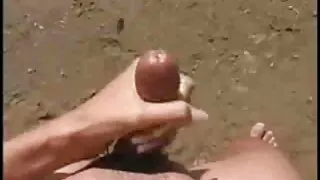 Hina Maeda, Kyouko Maki et Yui vieilles francaises porn Nanase baisent sur la plage dans un sexe de groupe sale